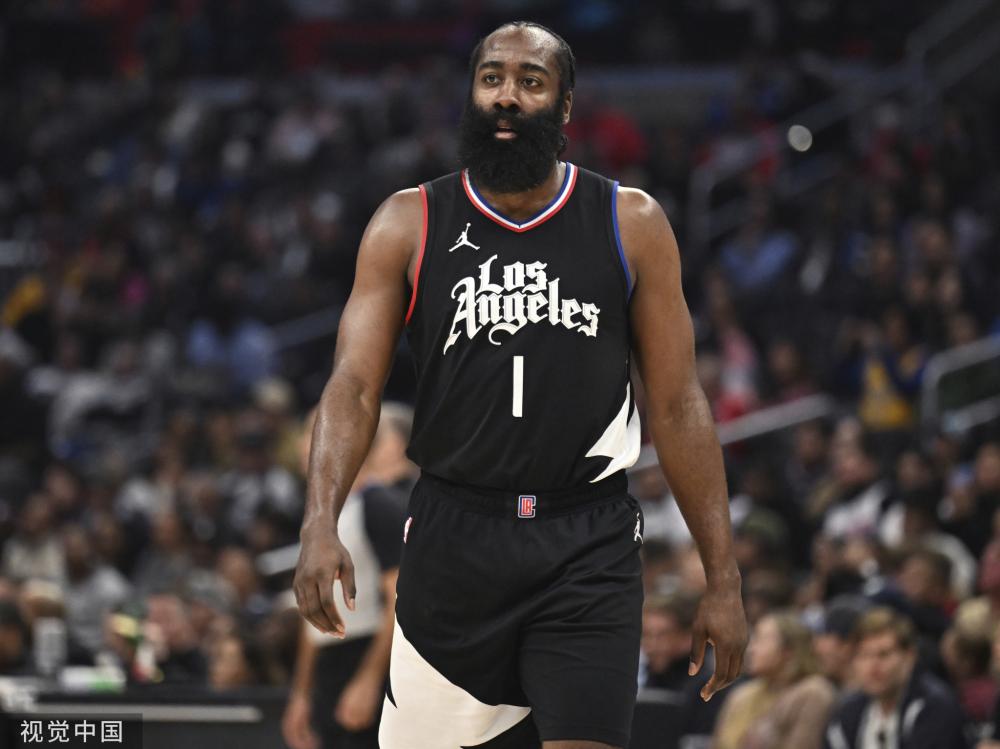 他曾凭借精 他曾凭借精