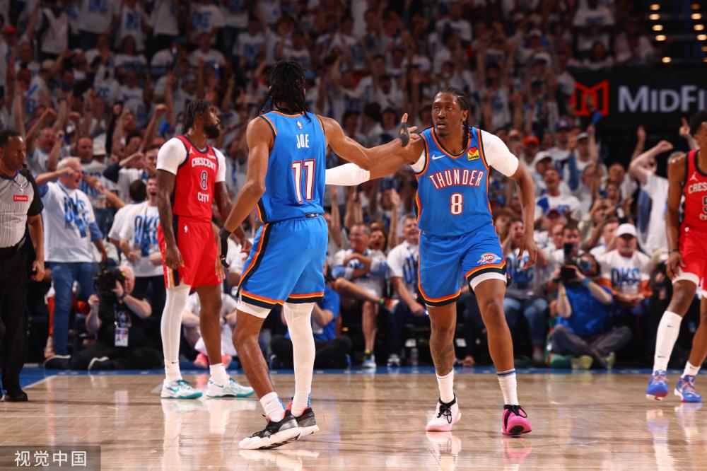 仍是每位年 仍是每位年