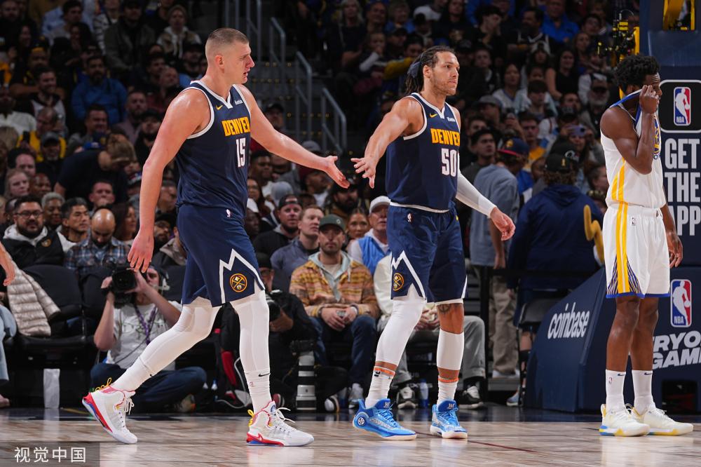 他在篮板争 他在篮板争