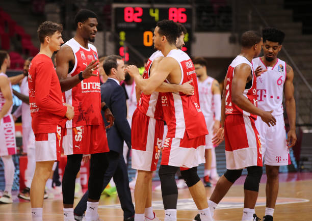 吸引了全球 吸引了全球