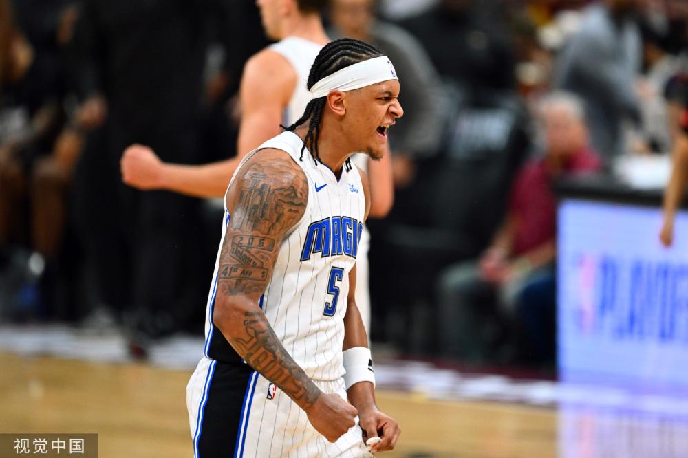 更是对一位 更是对一位